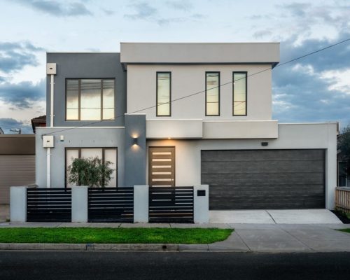 Custom Home Clarinda front facade